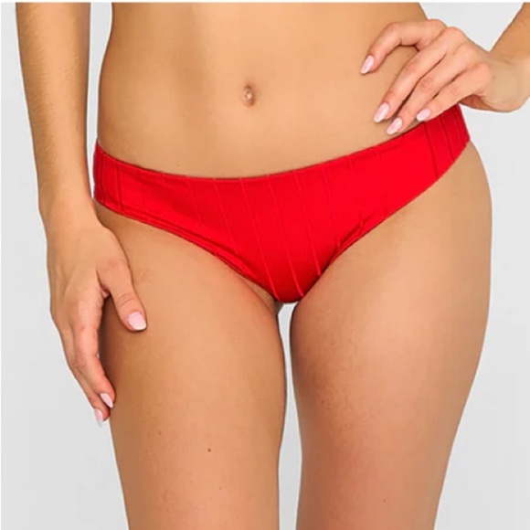 Beach Bunny Gloria Full Bottom Red Shiny Wide Rib NWT - Picture 1 of 5